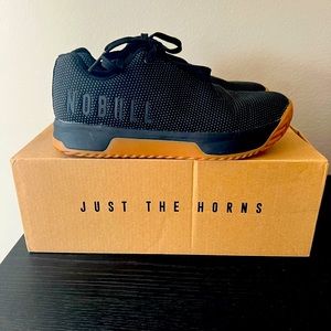 NO BULL training sneakers. Brand new, only worn 1 time.